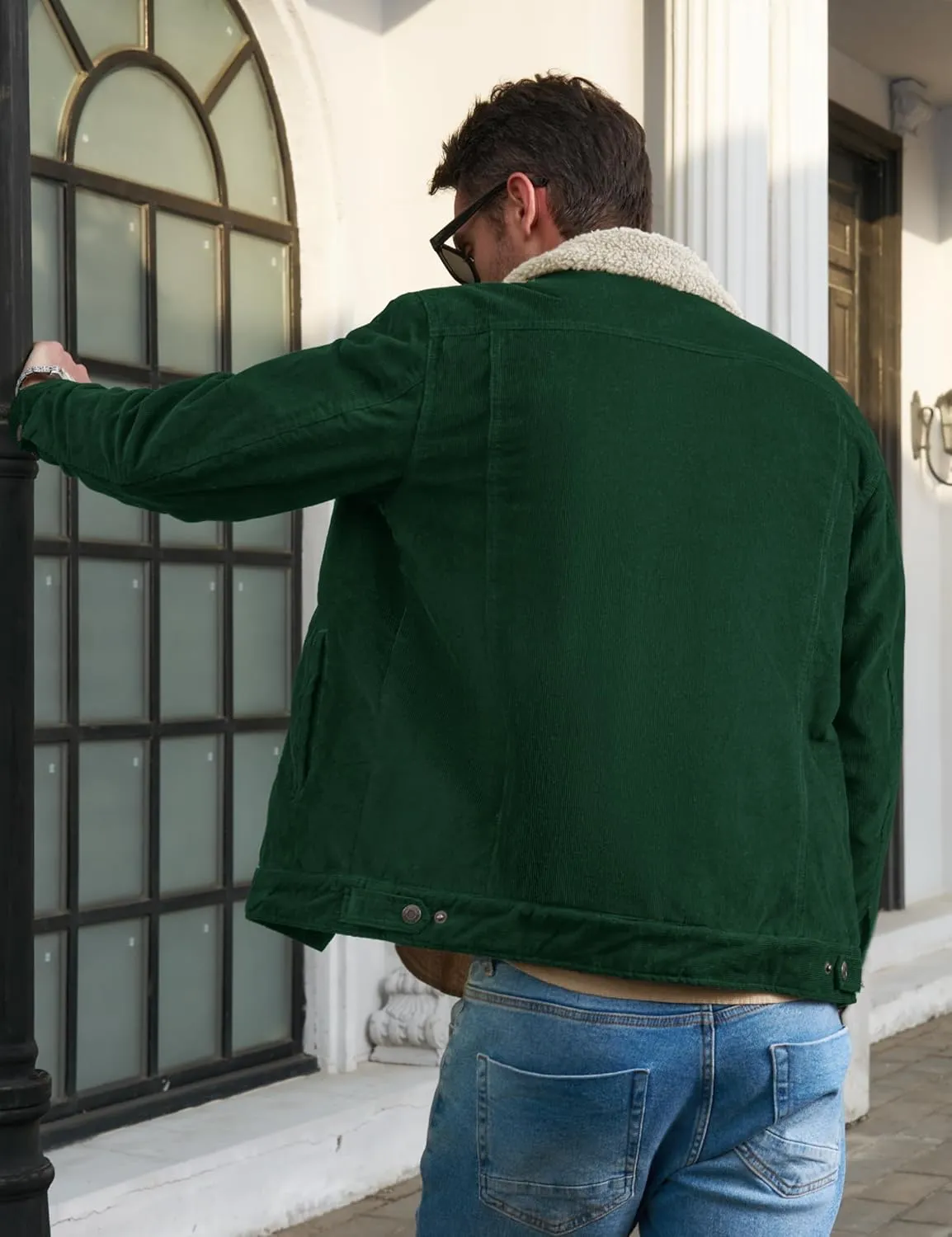 MAGCOMSEN Men's Corduroy Jacket Sherpa Lined Trucker Jackets Cotton Turn-Down Collar Warm Winter Jacket Casual Coat 5 Pockets