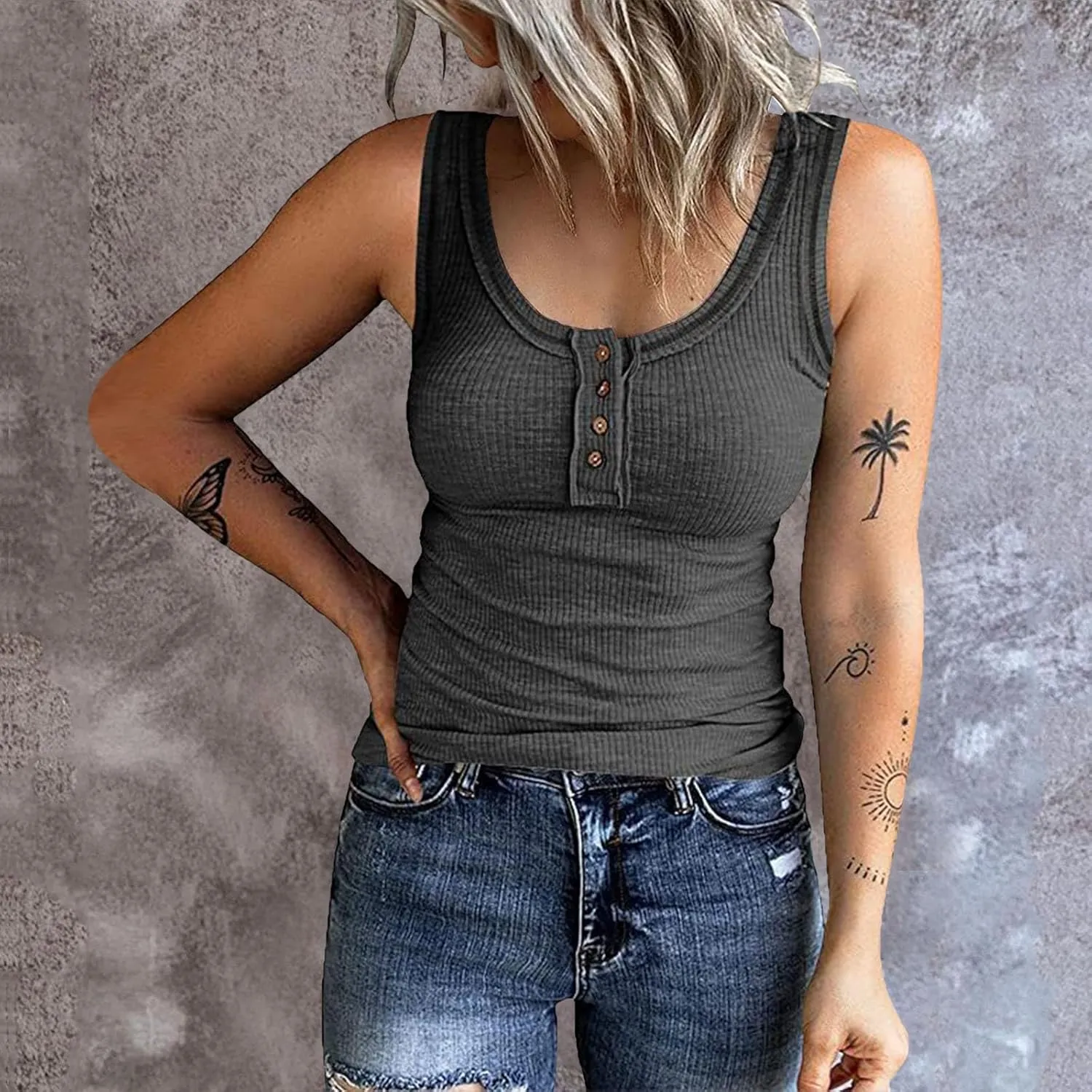 Tank Tops for Women 2025 Summer Casual Ribbed Sleeveless Basic Cami Top Slim Henley Button Down Blouses Beach