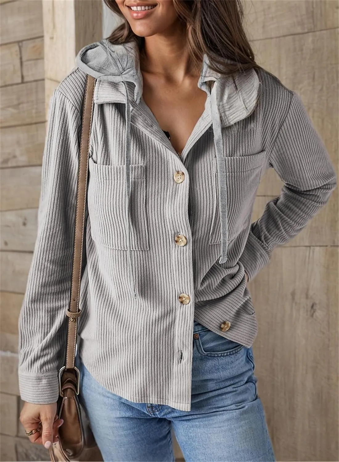 Women's Corduroy Hooded Shirt Jacket Fall Oversized Hoodie Shacket Lightweight Utility Cargo Anorak Safari Coats